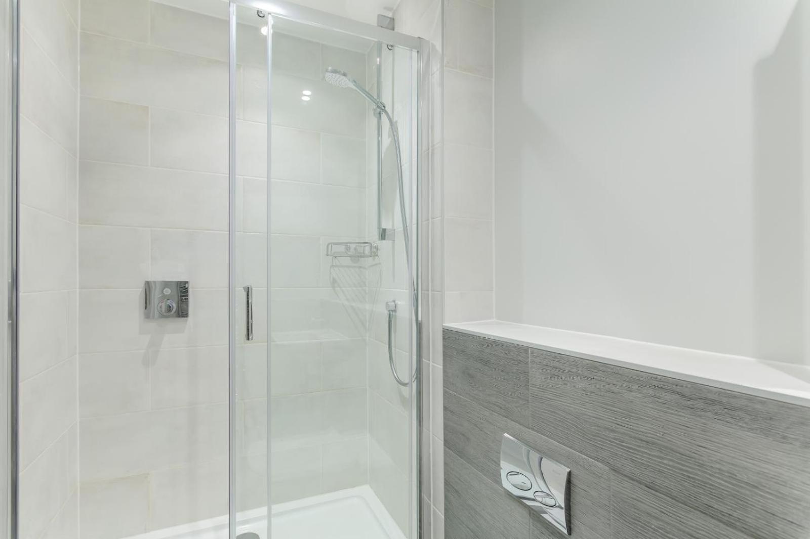 2 Middlecombe - Luxury Apartment At Byron Woolacombe, Only 4 Minute Walk To Woolacombe Beach! Extérieur photo